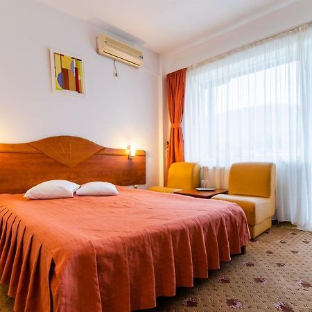 Hotel President Băile Olăneşti エクステリア 写真